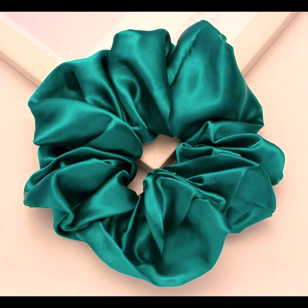 Hair Scrunchies, Silk Scrunchies🎉🎉